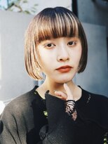 エリマ 調布(elima)&nbsp;インナーカラーミニボブ前下がり 前髪あり フェイスフレーミング