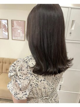 ラヴィズム 名駅店(LUVISM) 大人小顔切りっぱなし外ハネボブ ラベンダーカラー 10代20代