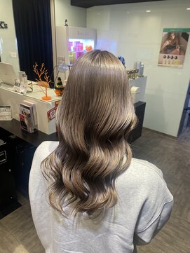 アンドバイモードケイズ (and by MODE K's) 【サロンスタイル】ミルクティーグレージュ