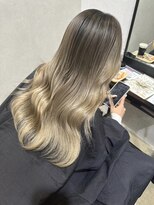 メリー オオサカ(Merly Osaka)&nbsp;明るめベージュバレイヤージュ_smoke beige_