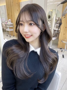 アフロートリノ(AFLOAT Leino) 大人可愛いレイヤーカット　顔周り　前髪　小顔顔まわり#