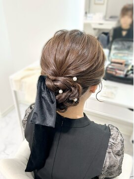 ヘアーメイクサロンアール(hair make salon R) シニヨン