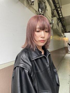 サヴィー(suvvy) ピンクベージュ　レイヤー