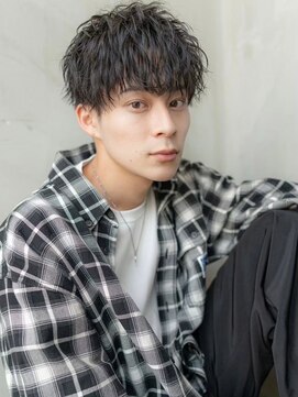 ケアリー 大泉学園(Carelly) ツイストパーマ七三オールバックマッシュウルフスリークショート