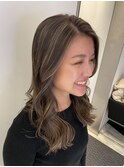 ナチュラルハイライト/ベージュカラー/ブリーチ/ハイライト/藤野