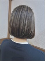 ラウラウヘアーリゾート(Lau Lau hair resort) 白髪ぼかしハイライト