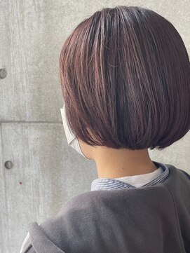 ユイト(uit) 《乾かすだけでおさまるナチュラルボブ》