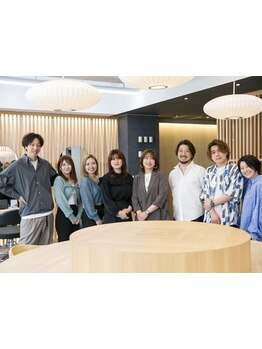 女性スタイリストが多いからこそ大人女性に寄り添える◎お客様のお悩みやご要望に応じてスタイルをご提案！