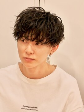 メゾン(Maison) フェザーパーマサーフカール刈り上げミックスシャドウパーマ