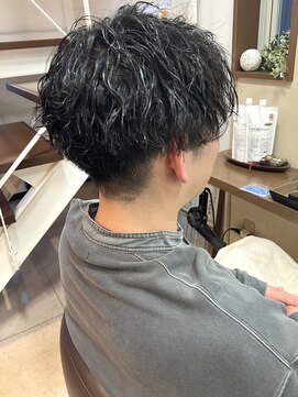 コアフィールフィス(COIFFURE fils) 【見附　今町】ジェルパーマ　波巻き　似合わせ