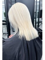 リア 大阪梅田(Ria)&nbsp;～ホワイトブロンド～【Ria 大阪梅田】