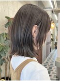 栄外ハネ大人女子柔らかミディアム髪型