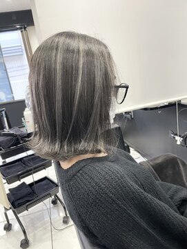 ヘアーデザイン ジェルム(Hair Design germe) シルバーハイライト #しのだスペシャル