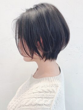 セイドット オモテサンドウ(Say. omotesando) Say.ひし形ショート丸みショートアッシュブラック暗めカラー青山