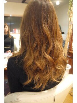 ヘアー ライフ トゥルース(Hair Life truth) 《truth》グラデーション×イエローアッシュ