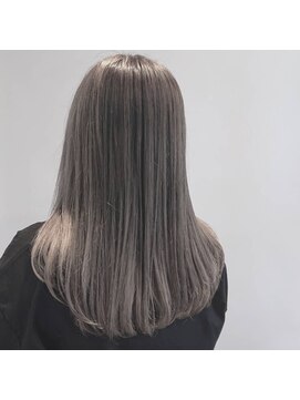 ヨンセンチメートル 金沢駅西店(4cm) 透明感♪グレーアッシュ