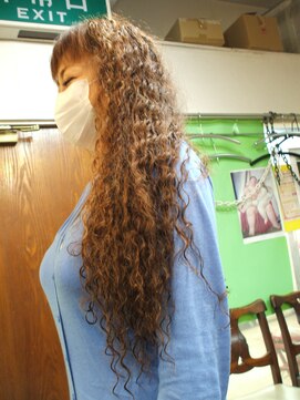 アシッドハウス(ACID HOUSE) スパイラルパーマ、ロング、