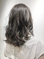 リーオオサカ(Lee Osaka)&nbsp;ニュアンスカール×グレージュ/kana