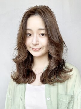 リンネ(Lin'ne) 韓国っぽレイヤースタイル/グレージュカラー/段カット