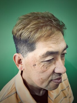 スリーピース(3piece) ハイトーンカラー×ツーブロック