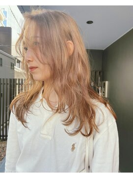 ナル(nalu.) レイヤーカット / ミディアムレイヤー / ベージュカット