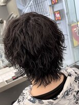 オーバルバイアピッシュ(OVARL by apish)&nbsp;縦落ちツイストスパイラルパーマウルフ波巻きメンズパーマ