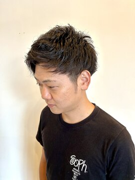 フラテロ(fratello) 爽やかアップバングショート