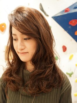 ヘアメイク パレットの写真/髪にも頭皮にも優しい天然成分のオーガニックカラーで、ダメージを気にせず、理想のカラーが叶います♪