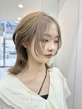 カケル(×.) ハッシュボブ/アッシュブロンド/くびれヘア
