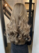 アメリ(AMELIE)&nbsp;【山岡拓也】レイヤーたっぷりミルクティーベージュ