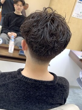 マキシム ナカイ(MAXIM NAKAI) メンズパーマメンズカラーメンズカジュアル刈り上げスタイル