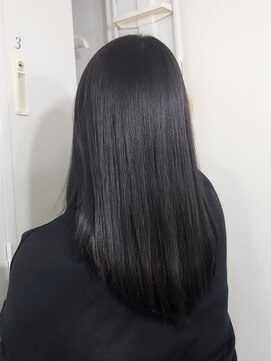 リュンヌ(Lune) 透明感ダークグレージュ