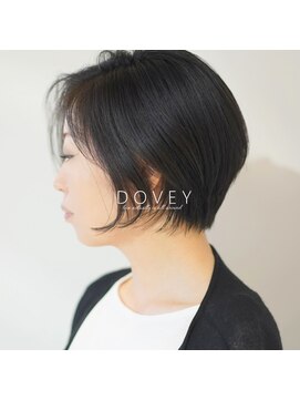ダヴィ(DOVEY) 【DOVEY】４０代に大人気。カッコいい女性像になれる黒髪ヘア。