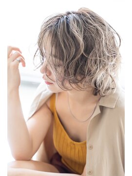 アメリ 新宿(Ameri) Ameri 透明感ミルクティーベージュ【新宿】