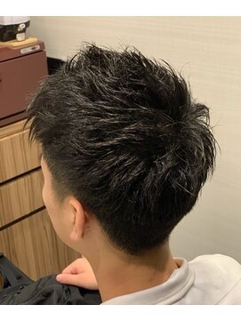 ネクサスアンドコー 錦糸町店(NEXUS&Co.) ツーブロックショート　【錦糸町】