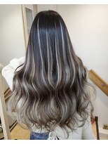 ラシック(Rachic)&nbsp;バレイヤージュスタイル