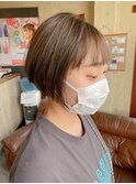 20代30代似合わせカットショートアースカラーグレージュ