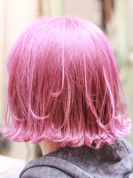 キミ(kimi) 【kimi自由が丘】ケアブリーチ × カシスピンク