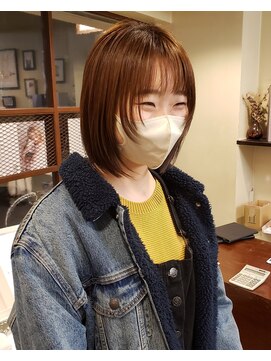ヒカリス 東三国(HIKARIS) 笑顔溢れる顔周りレイヤーボブ/アッシュカラー