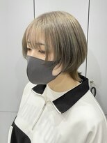 ウクラ バイ レシッド 池袋(uchla by rcid) ウルフレイヤーデザインカラー/ハイライト/ミルクティーベージュ