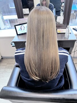 ヴィサージュクオン(VISAGE Quon) 垢抜けオリーブベージュ