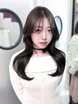 アルバム 銀座(ALBUM GINZA)&nbsp;グレージュ前髪カット暗めカラー韓国ヘア顔周りレイヤー_F31003