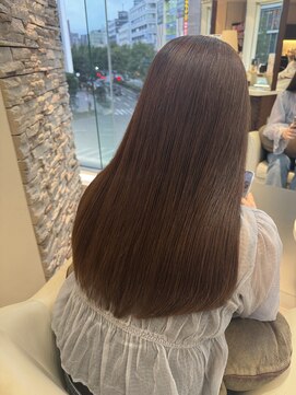 レナークアリア(LENAHC ARIA) うるつやヘア