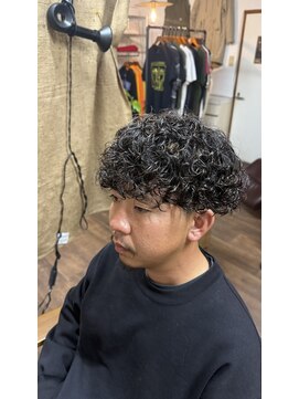 プードルパーマ　メンズパーマ　メンズカット　ケアパーマ