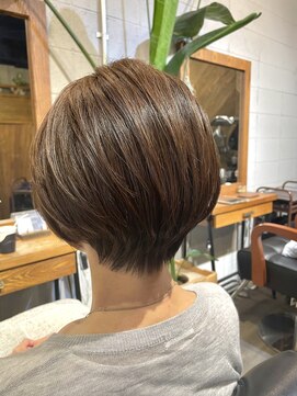 ヘアードレスビュー(hair dress V.I.E.W) 丸みショート