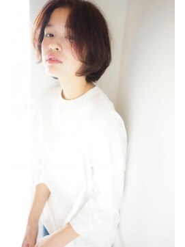 ネオリーブ チロル 横浜西口店(Neolive CiroL.) 大人ナチュラルボブ