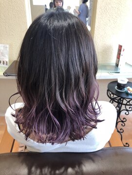 フォルテ 島田店 ラベンダーピンク×外ハネミディ