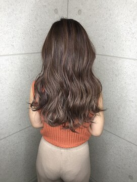 ファン(FUN.) ラベンダーベージュ