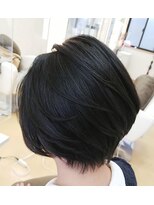 ティアラ(HAIR ROOM TIARA) かき上げショート