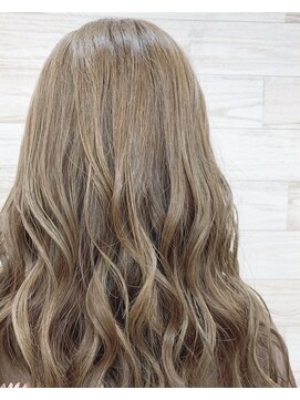 ディルガ ワッセ店(DILGA) ミルクティーベージュ